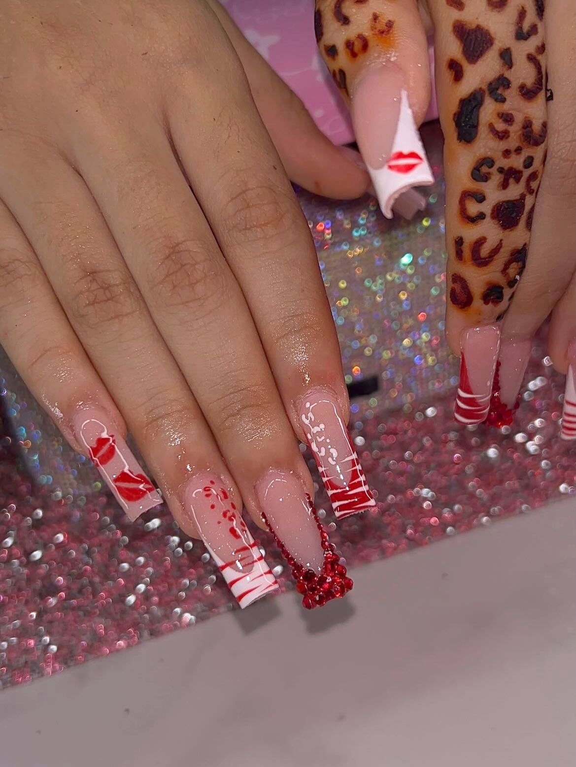 Nude set with red lip prints and red French
